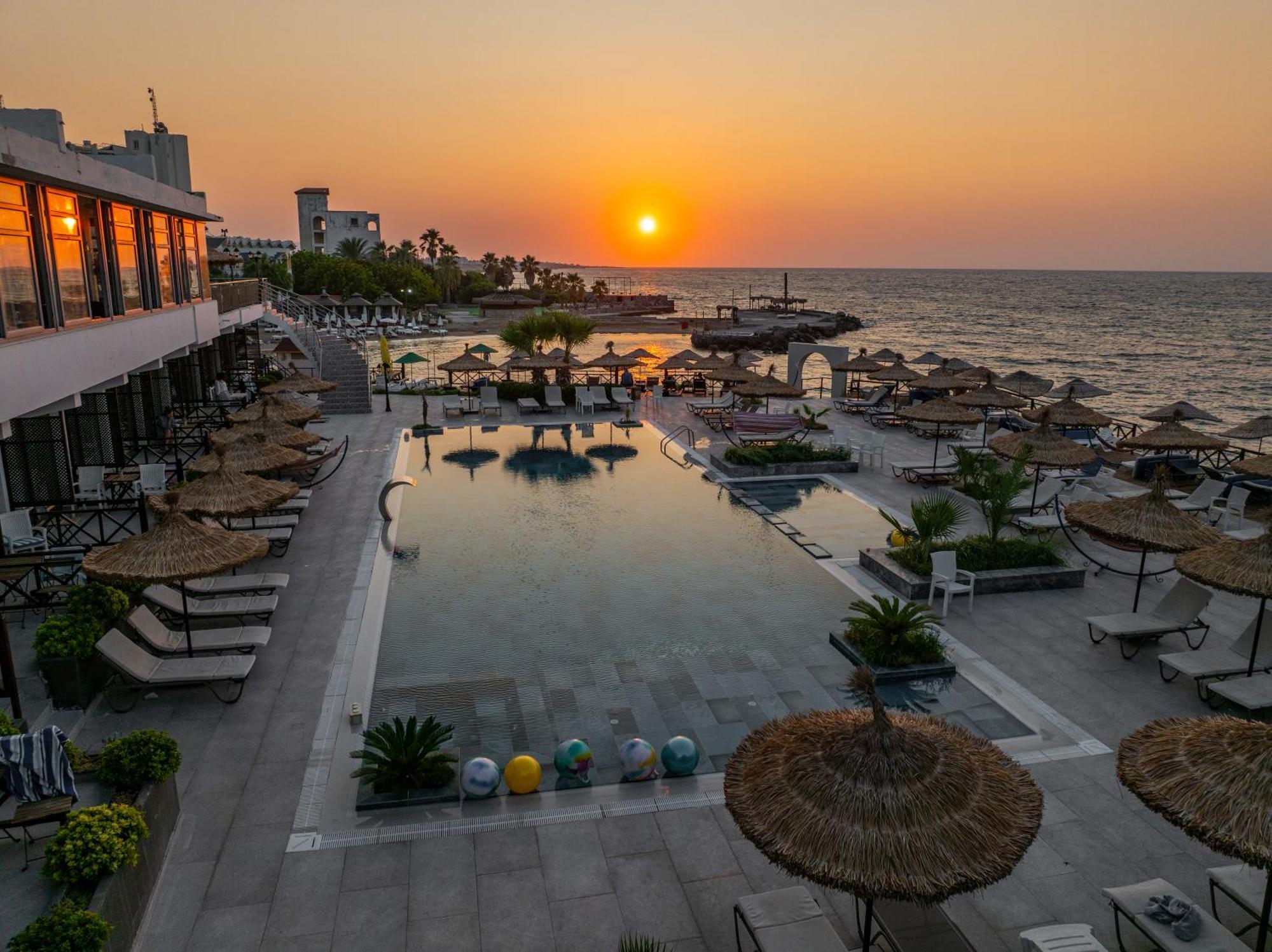 Manolya Hotel Λάπηθος Εξωτερικό φωτογραφία